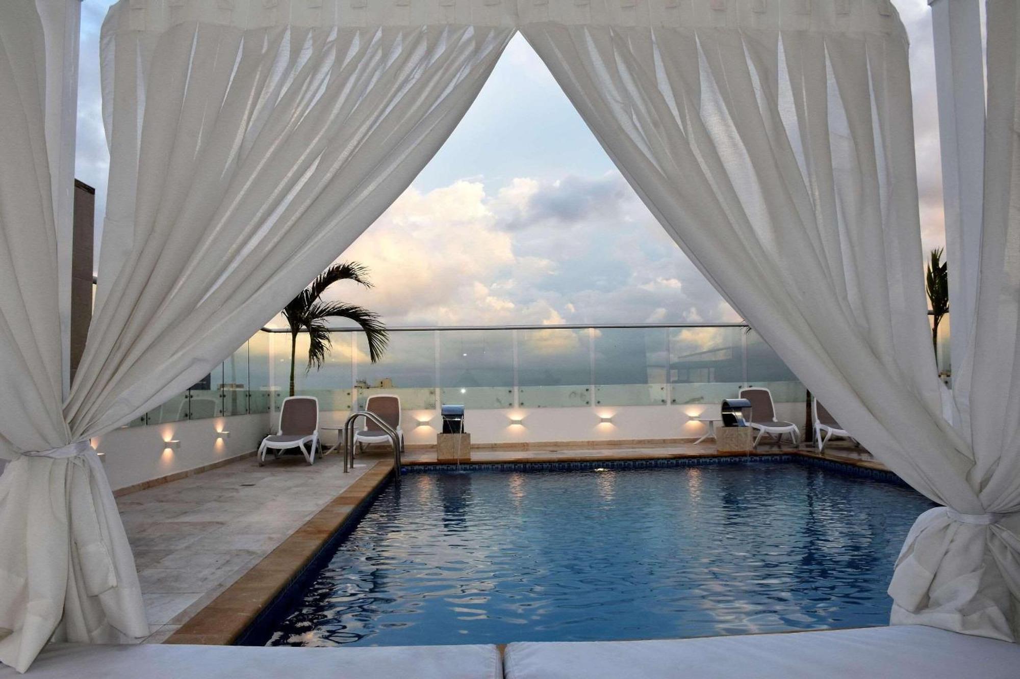 Radisson Diamond Barranquilla Hotell Eksteriør bilde